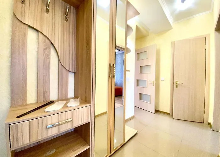 Apartpoltava Світлі Та Просторі Двокімнатні Апартаменти В Новобудові, Закритий Паркінг , Центр Міста, Банківський Чек