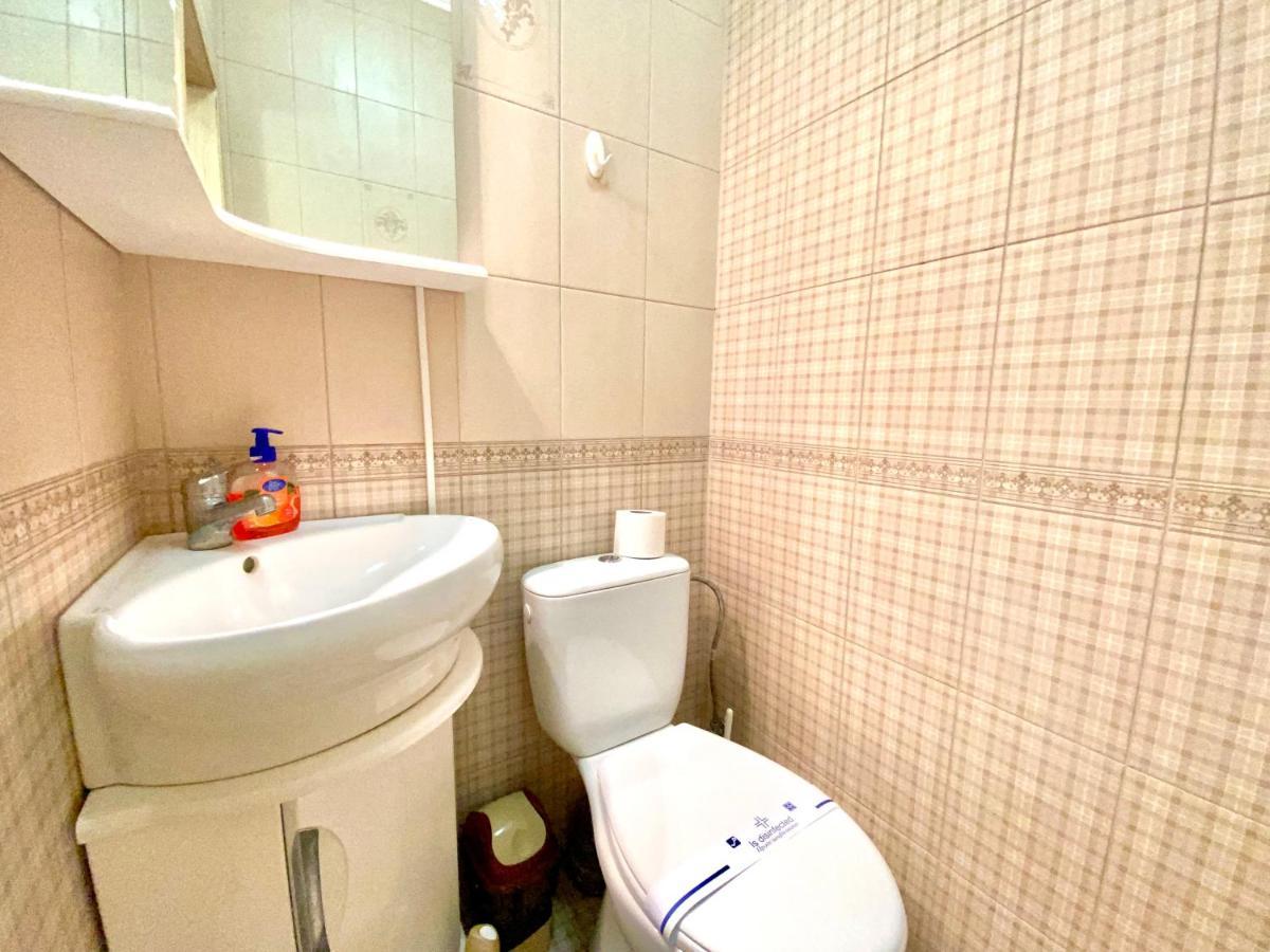 Apartpoltava: Spacious Two-room With Secure Parking In Center Apartment *