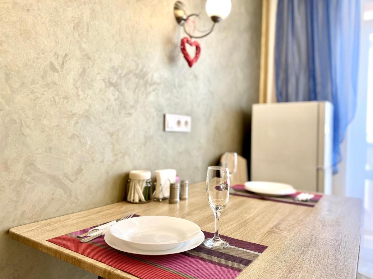 Apartment Apartpoltava світлі та просторі двокімнатні в новобудові, закритий паркінг , центр міста, банківський чек *